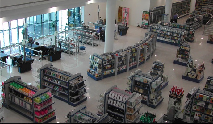 libreria - Arredamento Librerie - No Food - Arredo Negozi libreria - Arredamento Librerie - No Food - Arredo Negozi